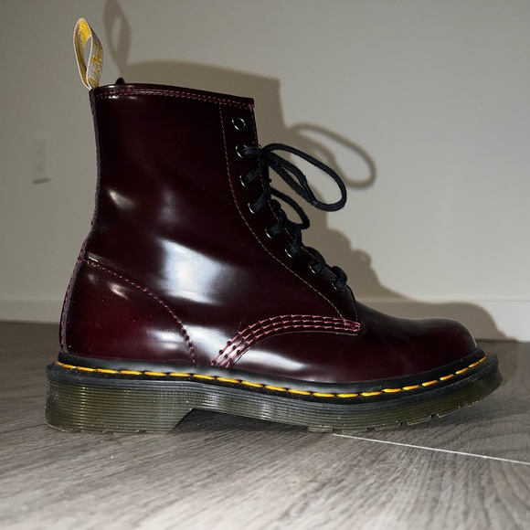 Doc Martens - Picture 2 of 5